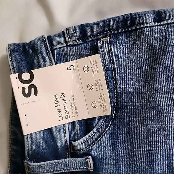 So womens jrs lo rise button fly Bermuda shorts cuffed sz 5 (27) new - Picture 2 of 3